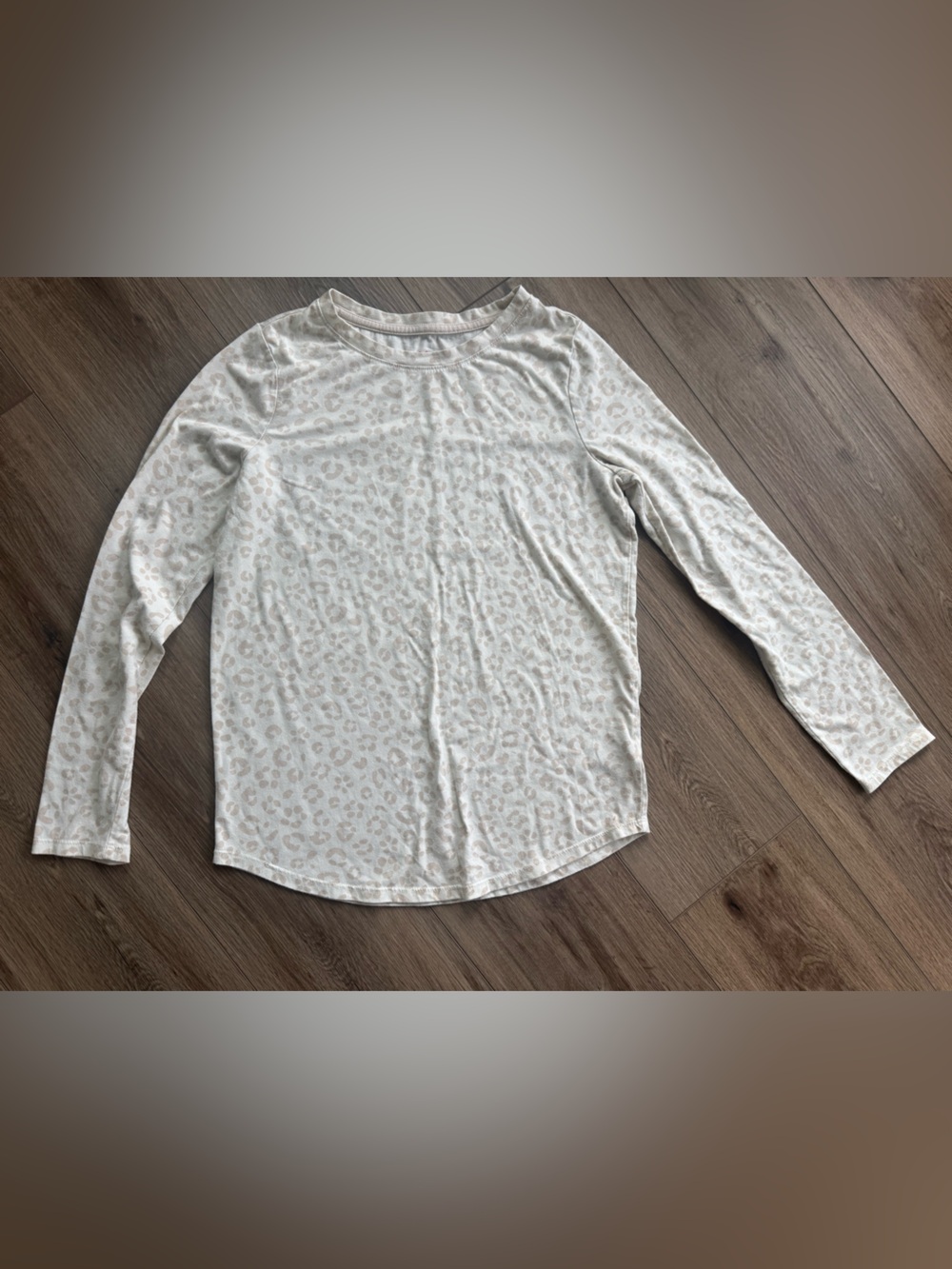girls Cat & Jack long sleeve shirt in cream with brown leopard print - XL 14/16